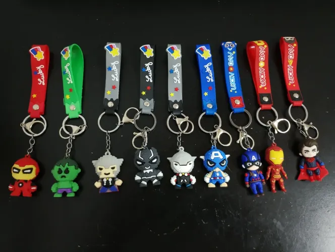 Lote de chaveiros novos heróis