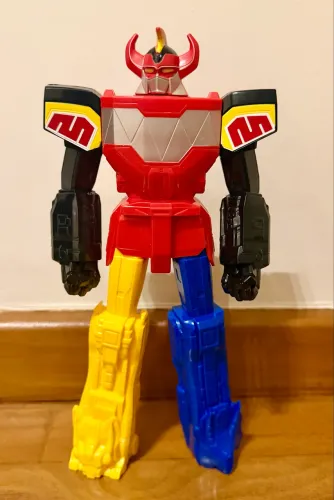 Megazord Mighty Morphin Power Rangers da Hasbro