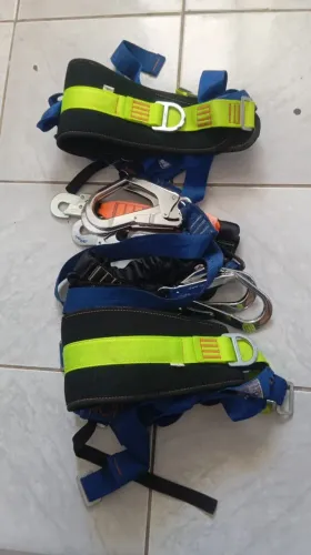 Cinto de segurança com talabarte