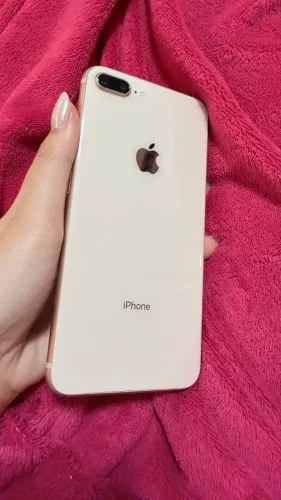 iPhone 8 Plus Gold 64GB