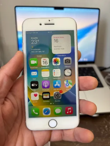 iPhone 8 64 GB + Cabo USB novo na caixa