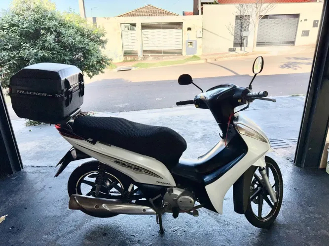Honda Biz 125 EX/ 125 EX Flex 2016