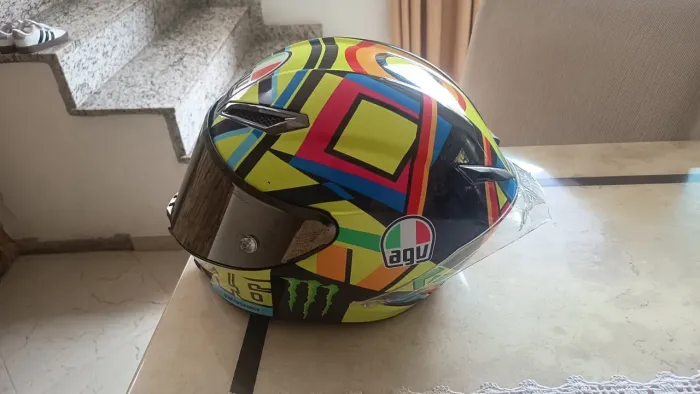 CAPACETE AGV