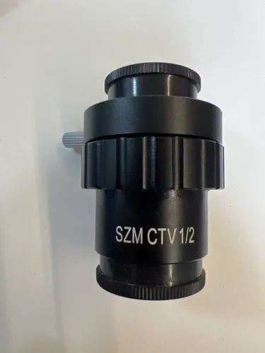 Adaptador câmera microscópio 0,5x CTV1/2