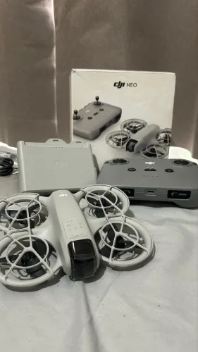 DJI NEO