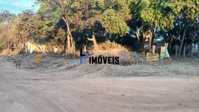 Dois Lotes de 510 m² à Venda em Olhos d'Água