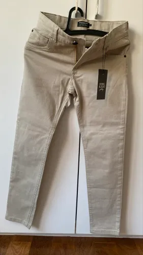 Calça sarja - King & Joe - infantil - nova - cor nude/bege