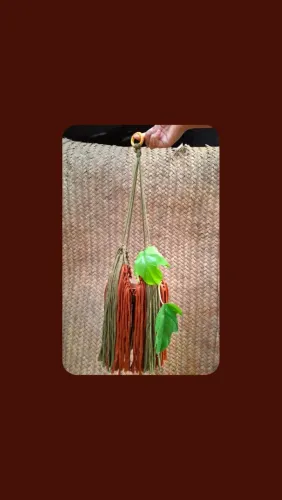 Suporte de Planta em Macramê Artesanal