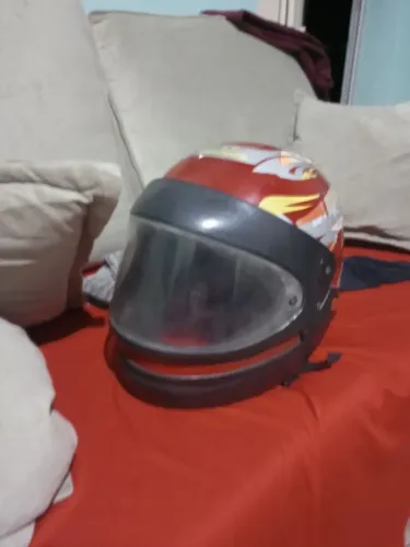 Capacete San Marino semi novo