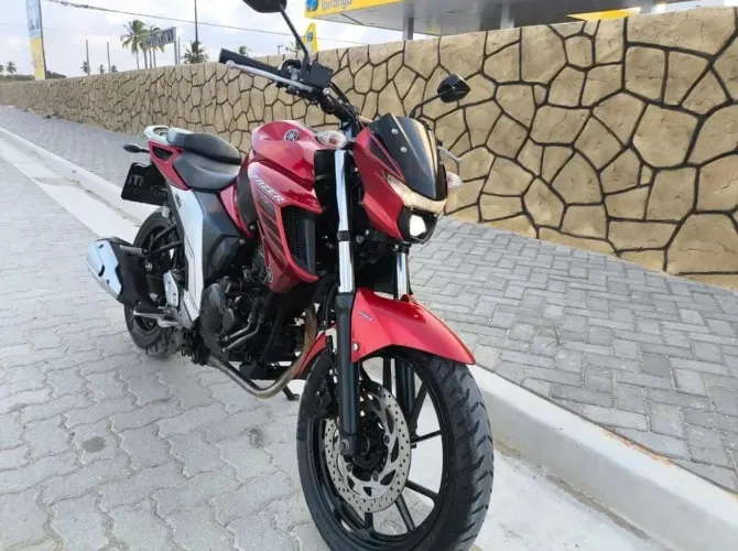 Yamaha FZ25 250 fazer Flex<br>Yamaha FZ25 250 <br>Yamaha FZ25 250 fazer Flex
