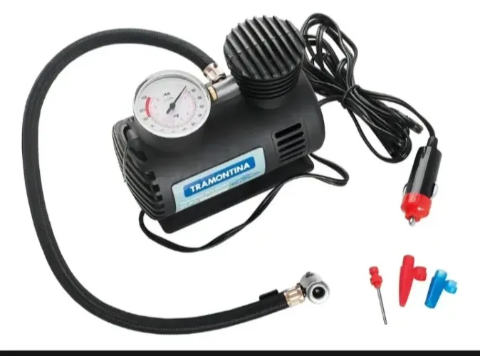 Vendo compressor portátil muito útil e barato
