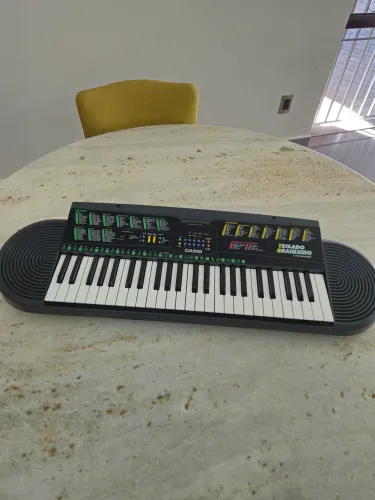 Teclado Casio CTK-3500 | 61 Teclas Sensitivas | Ótimo Estado