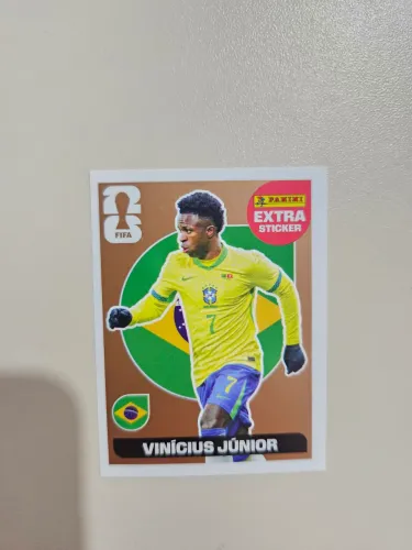 FIGURINHA EXTRA STICKER VINÍCIUS JÚNIOR - COPA DO MUNDO 2026