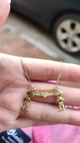 Cordão ouro com pingente