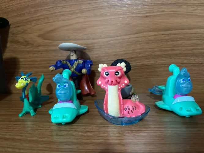 McDonalds - Festa No céu, encanto, elementos, elio, dragão.