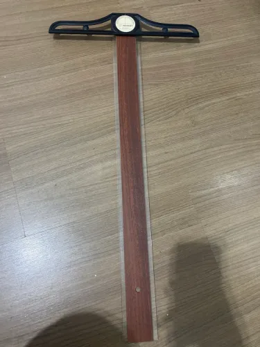 Régua T doação 