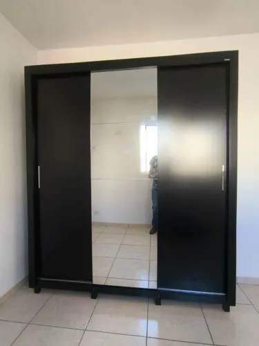 Guarda roupa Barcelona 