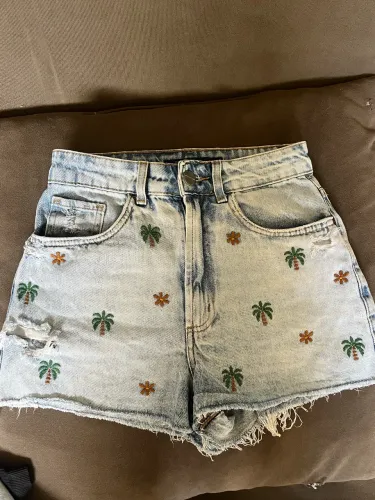 Bermuda jeans