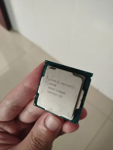 PENTIUM G5400