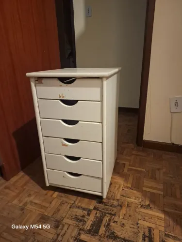 Gaveteiro com rodinha