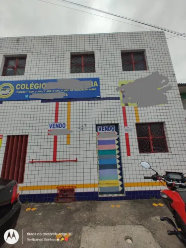 Escola mobiliada