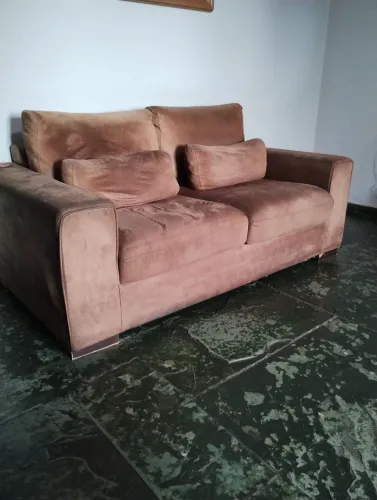 2 sofás 2 e 3 lugares