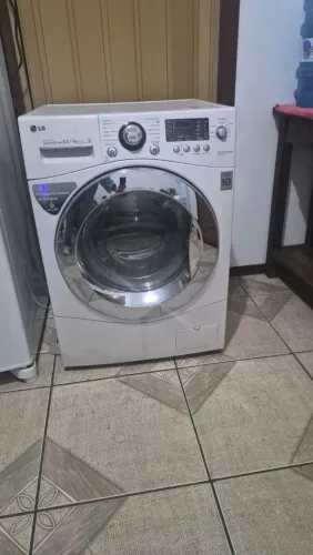 Vendo maquina Lava e Seca LG usada