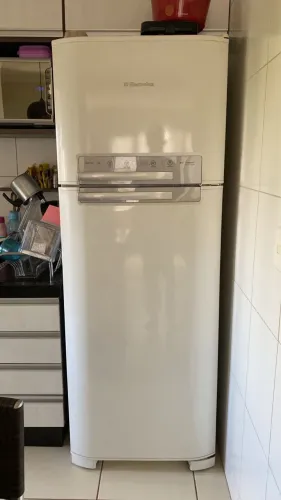Geladeira Electrolux com defeito
