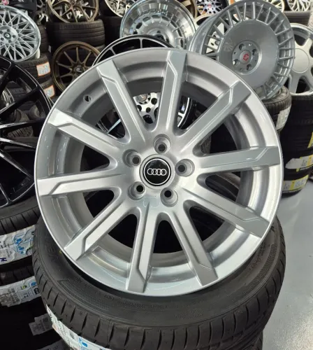 Jogo de rodas Audi a3 aro 17 5x100 originais 