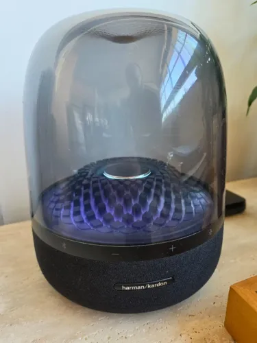 Caixa Aura 4 Harman Kardon