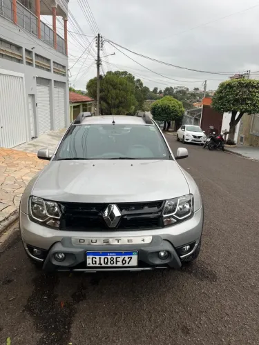 Renault Duster Dynamique 2.0 Hi-flex 16V Aut. 2016