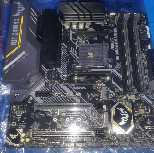 Placa Mãe Asus Tuf B450M-PRO Gaming