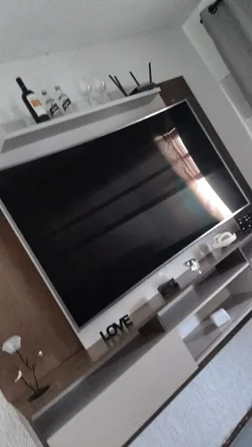 Tv Samsung 65 tela curva com Defeito
