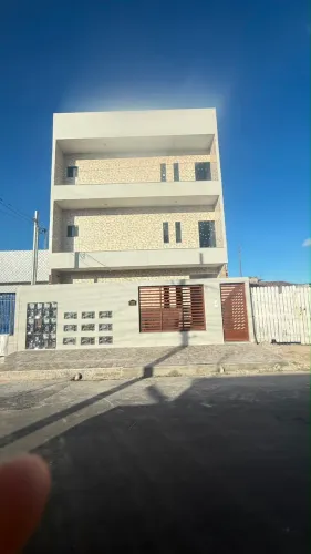 ALUGA-SE CASA NO ROZA ELZE