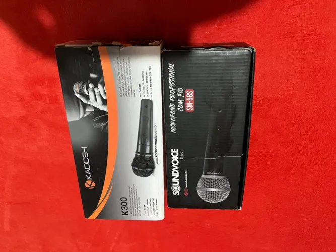 Microfone com fio