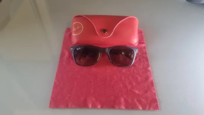Ray-Ban RB2132 New Wayfarer 6181 Lente Degradê - Seminovo, Excelente Estado