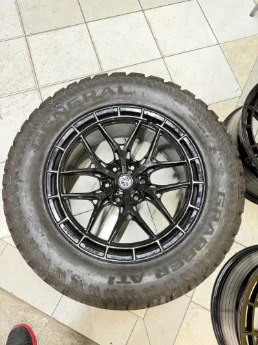 Pneu Aro 20 ranger