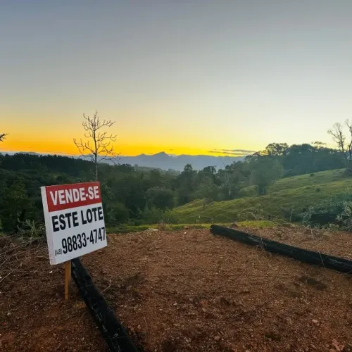 Vende terreno no Alto do Rio Maina, com vista para Serra