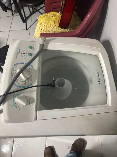 MÁQUINA DE LAVAR ELECTROLUX