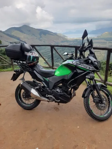 Vendo Linda e nova Kawasaki versus x