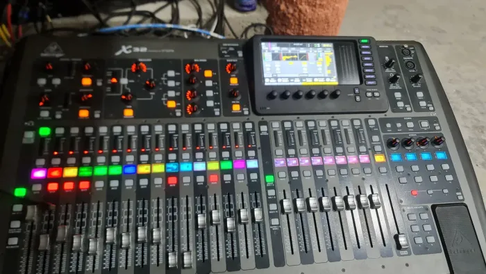 Mesa x32 full behringer 