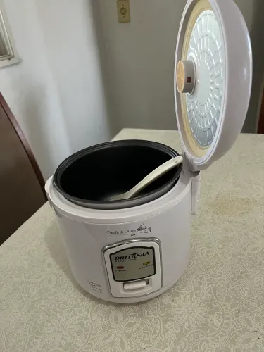 Panela de arroz elétrica 