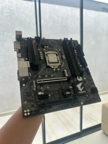 Placa mãe + processador i5 9400F