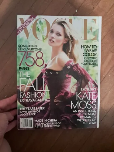 Revista vogue kate moss 758 paginas importada estados unidos fotografias incríveis moda