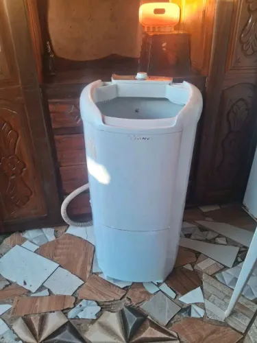 Vendo esta máquina de lavar roupas wanke 