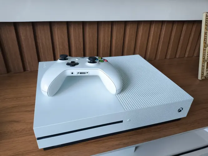 XBOX ONE 1T R$900