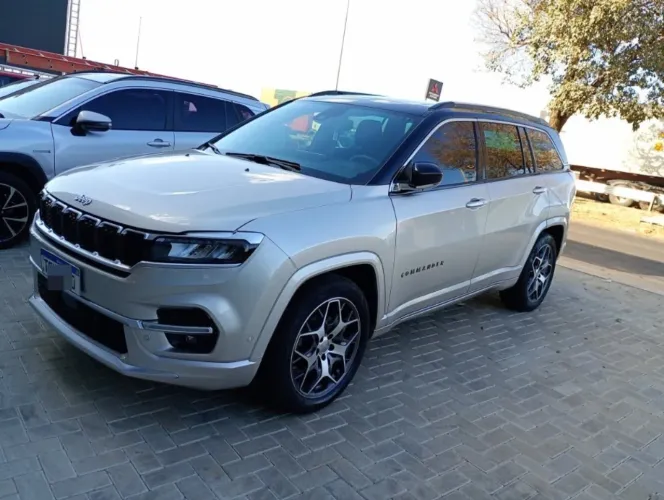 Jeep Commander Overland T270 1.3 TB Flex AUT 2025