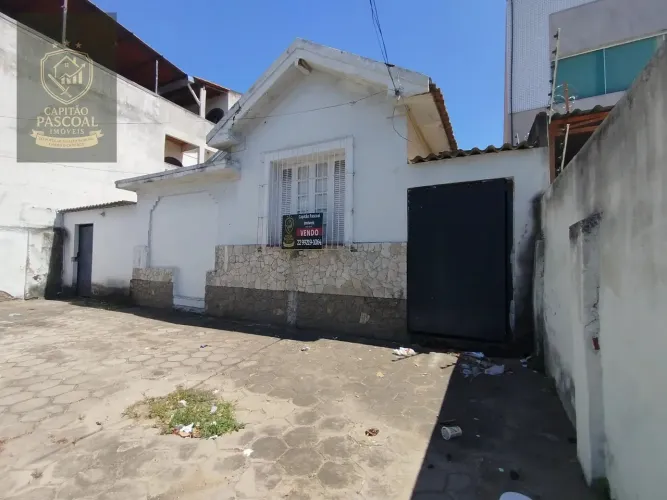 Casa Comercial à Venda no Centro de Campos, 250m², 3 Quartos