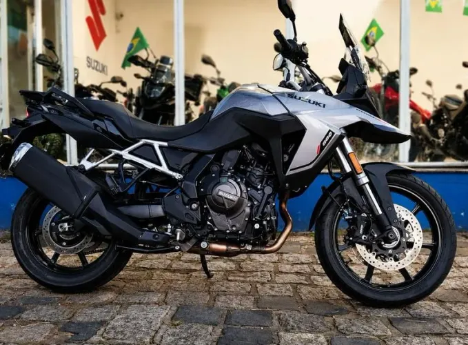 Suzuki - V-Strom 800 2027 50 KM
