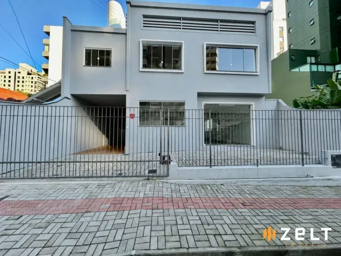 Casa para alugar, 336 m² por R$ 15.000/mês - Jardim Blumenau - Blumenau/SC